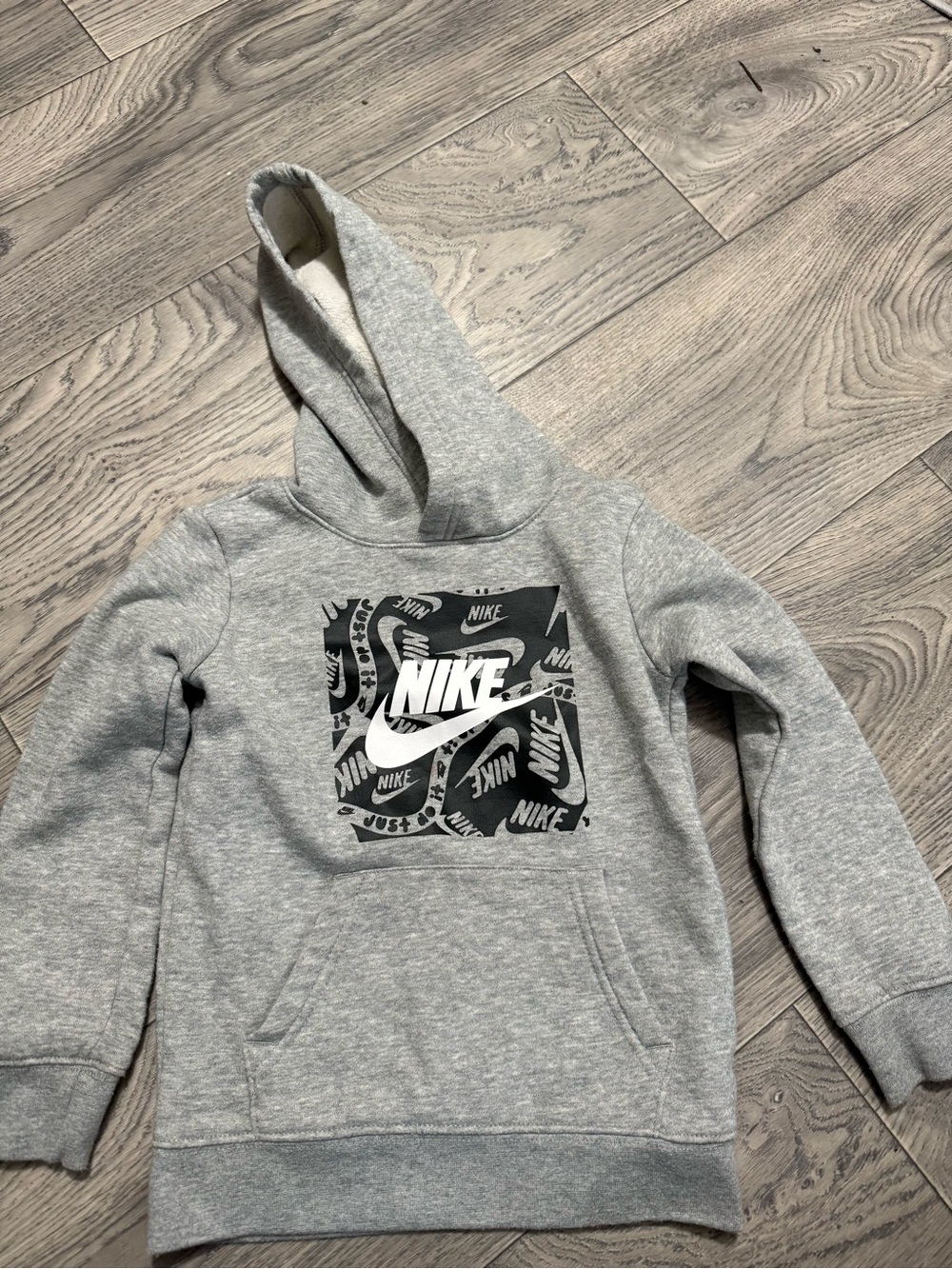 Nike sweatshirt kids